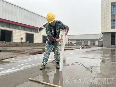 一盆烤卤香四方!内江这家"卤味工厂"4月开张,直供900多家门店